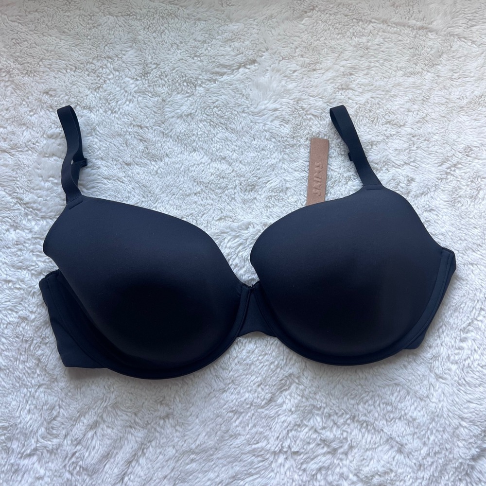 SKIMS Fits Everybody T-Shirt Bra Onyx Black ‎ Size 32H BA-DEM-9221 New With Tags